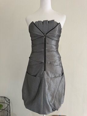 NWT Phoebe Couture Metallic Silver Sleeveless Mini Cocktail Dress Zipper size 0